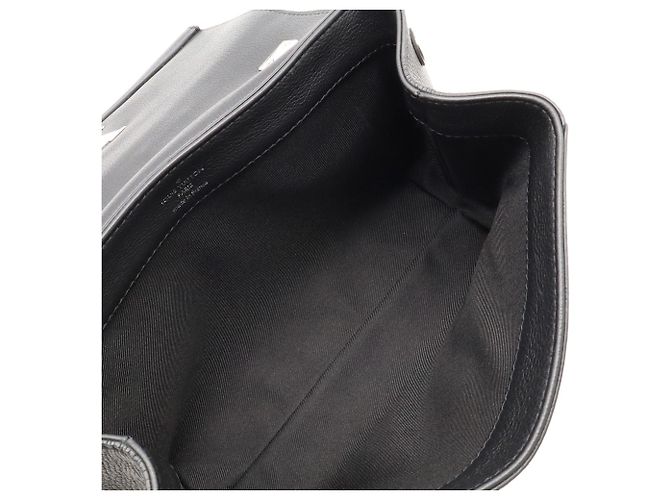 Louis Vuitton Lockme II BB Schultertasche Schwarz - Ansicht 10