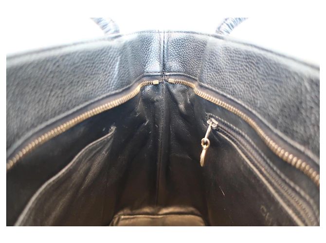 Chanel Medaillon Gesteppte Tote Bag Schwarz Kaviarleder - Ansicht 3