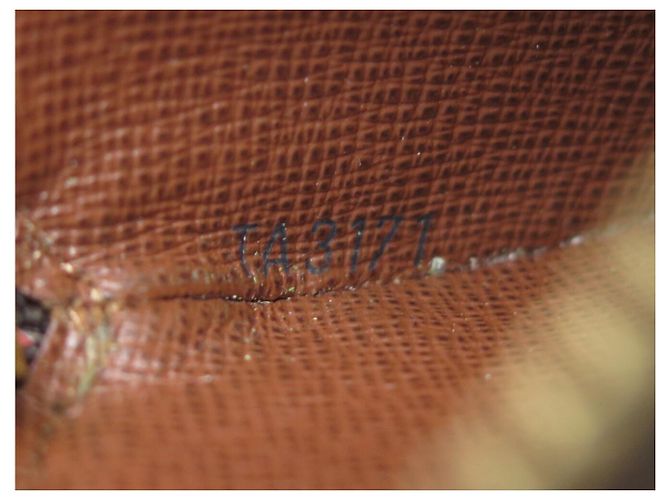 MONEDERO REDONDO LOUIS VUITTON M61926 EN LONA MONOGRAM MARRÓN Castaño - vista 8