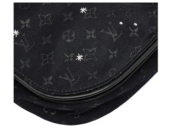 Louis Vuitton Monogram Satin Musette Crossbody Negro - vista 6