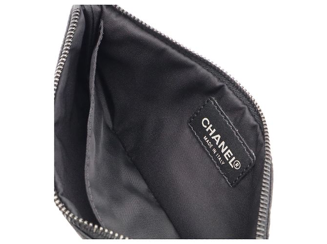 Chanel New Travel Line Pochette Borsa a Mano Nera Nero - vista 7
