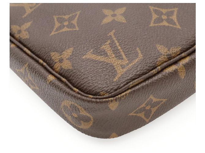 Louis Vuitton Monogram Pochette Accessoires Handbag Pouch Marrone - vista 4