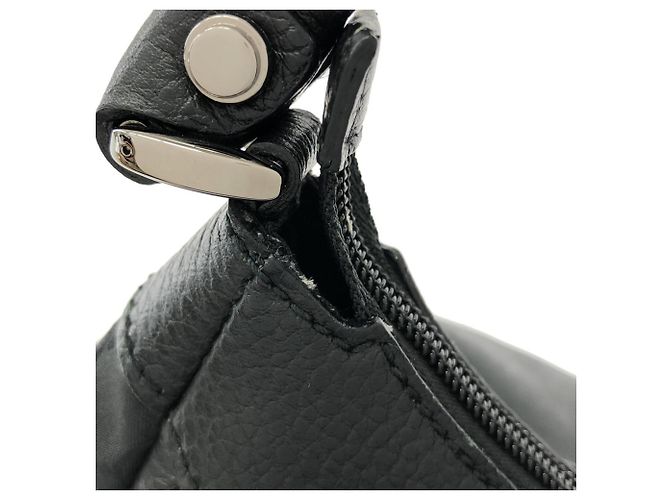 Borsa a tracolla Gucci 265692 in nylon nero - vista 4