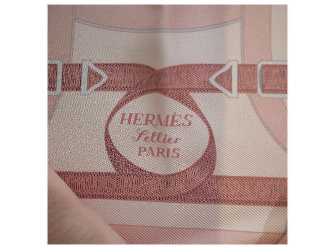 Hermès Gavroche 45 Seidentuch Mors et Gourmettes Rose Powder Pink Weiß Grau - Ansicht 5