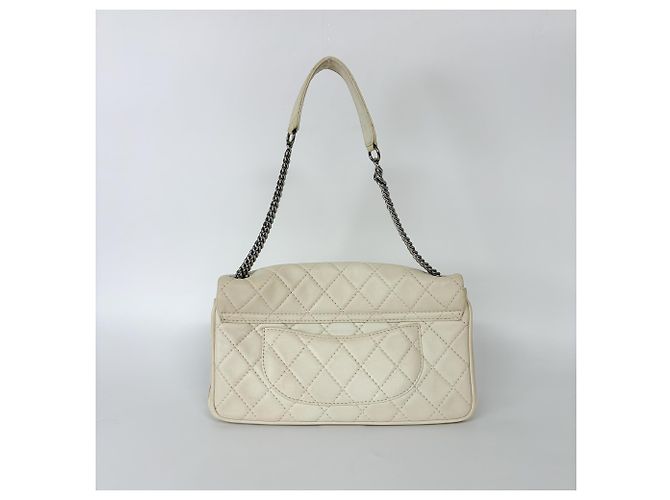 Chanel Double Flap Quilted Aged Calfskin Medium Beige - Ansicht 2