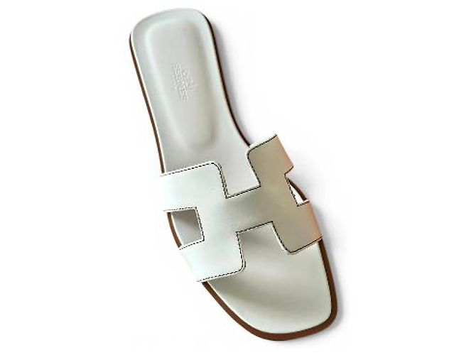 Hermès Oran Sandali in pelle bianca Bianco - vista 5