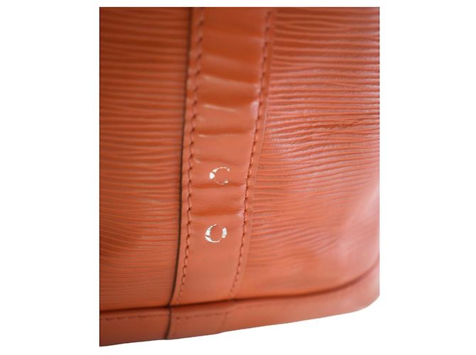 Louis Vuitton Noé Petit Pelle Epi Arancione Mandarino - vista 12