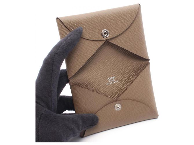 Hermès Cartera Hermes Calvi - Monedero en piel Epsom Castaño Gris pardo - vista 3