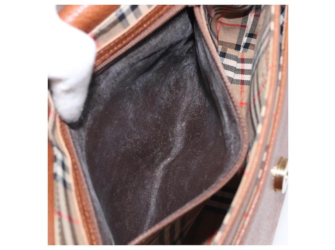 Borsa a tracolla Burberrys in pelle marrone tono oro Auth 204636 - vista 12