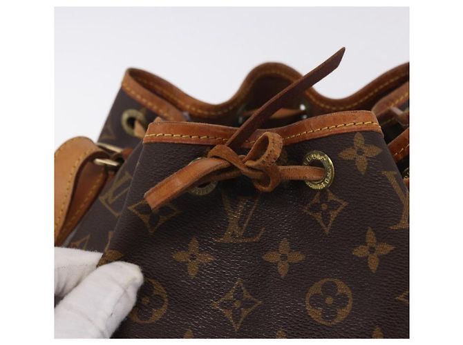 LOUIS VUITTON Borsa a tracolla Monogram Petit Noe M42226 LV Auth 198921 Monogramma - vista 9