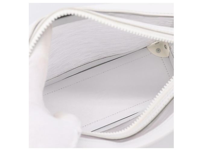 LOUIS VUITTON Epi Plage Soft Trunk Shoulder Bag Clear M55602 LV Auth ka6296V - vista 11