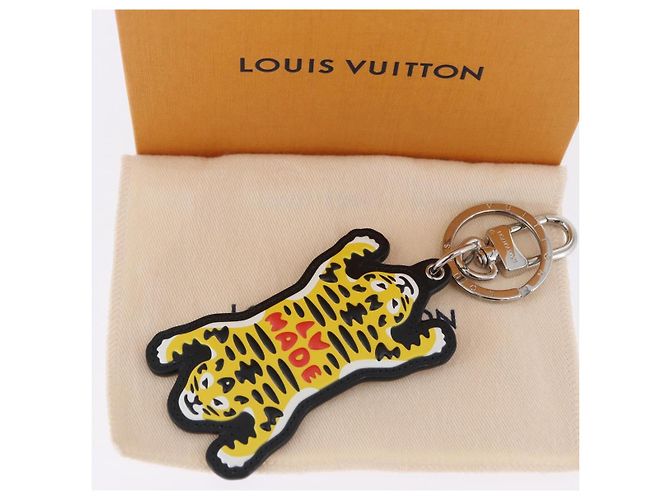 LOUIS VUITTON LV MADE Porte Cles Tiger Charm Leather Yellow MP3221 Auth ar14222M Silber Gelb - Ansicht 11