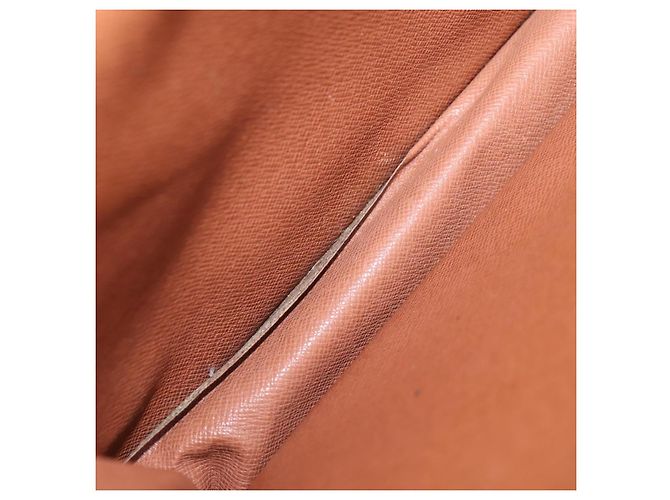 LOUIS VUITTON Monogram Pochette Rabat 23 Clutch Bag M51940 LV Auth 201378 Monogramma - vista 19