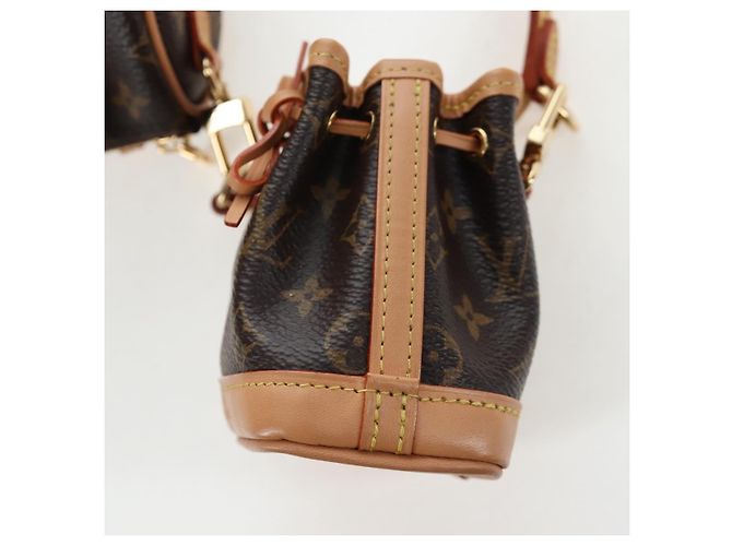 LOUIS VUITTON 2021-2025 Monogram Trio Mini Icon Shoulder M81081 LV Auth 167620SM Monogramma - vista 18