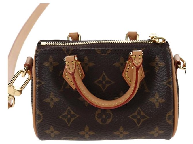 LOUIS VUITTON 2021-2025 Monogram Trio Mini Icon Shoulder M81081 LV Auth 167620SM Monogramma - vista 3