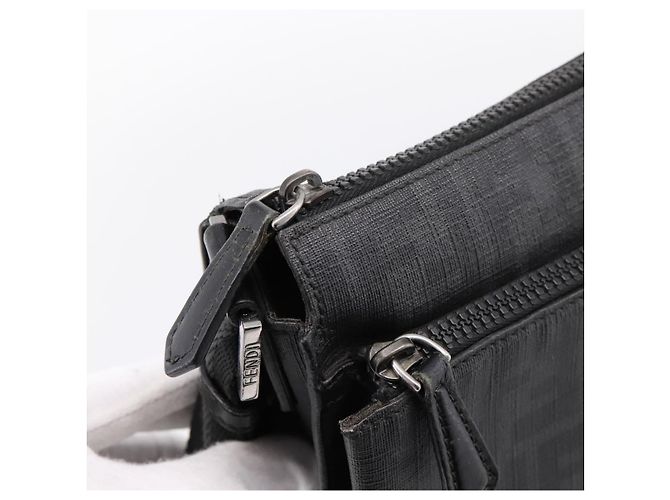 Borsa a tracolla FENDI Zucca Canvas PVC Nero Argento Auth 204826A - vista 10