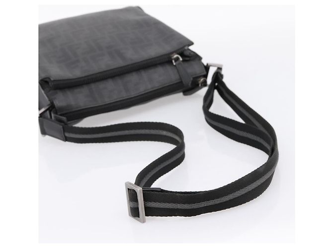 Borsa a tracolla FENDI Zucca Canvas PVC Nero Argento Auth 204826A - vista 7