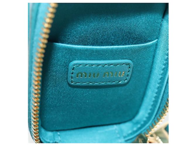 Miu Miu Matelasse Neck Mini Pouch Leather Green Gold Tone Auth 167613M Verde - vista 23