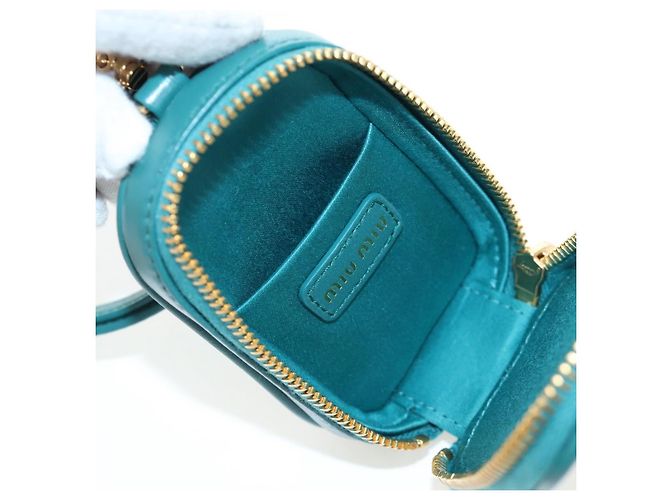 Miu Miu Matelasse Neck Mini Pouch Leather Green Gold Tone Auth 167613M Verde - vista 24