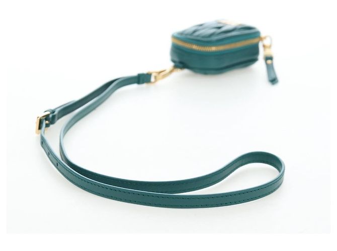 Miu Miu Matelasse Neck Mini Pouch Leather Green Gold Tone Auth 167613M Verde - vista 7