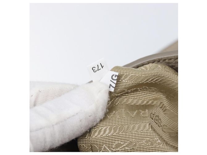 Saco Tote PRADA em couro Taurillon Clemence Cinza Gold Auth am12588V Marrom Dourado - vista 11