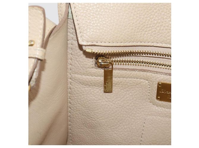 Borsa Salvatore Ferragamo Gancini in pelle 2way Beige Gold Auth 203581 D'oro - vista 37