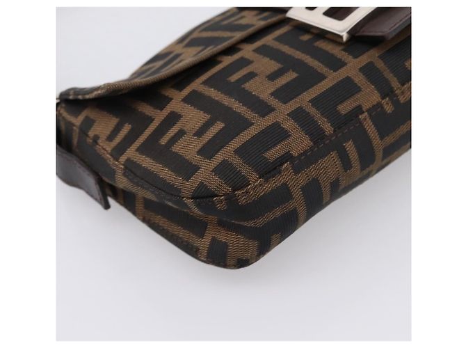 Borsa a tracolla FENDI Zucca Canvas Mamma Baguette Nero Marrone Auth 203886V - vista 15