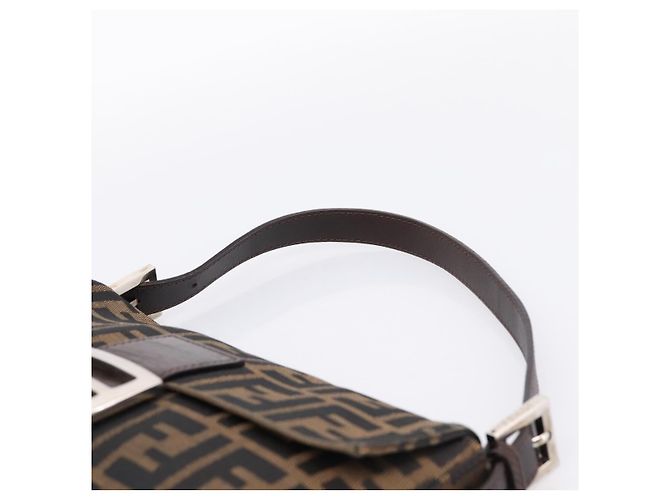 Borsa a tracolla FENDI Zucca Canvas Mamma Baguette Nero Marrone Auth 203886V - vista 8