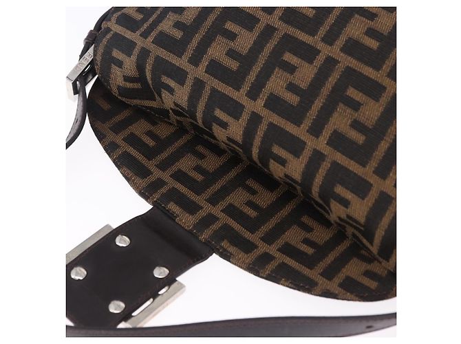 Borsa a tracolla FENDI Zucca Canvas Mamma Baguette Marrone Nero Auth 204131V - vista 21