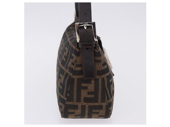 Borsa a tracolla FENDI Zucca Canvas Mamma Baguette Marrone Nero Auth 204131V - vista 4