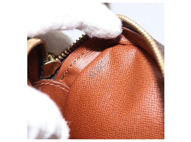 LOUIS VUITTON Monogram Danube Schultertasche M45266 LV Auth 204588A Monogramm - Ansicht 12