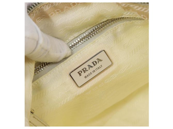 Bolsa de Ombro PRADA Nylon Ivory Silver Auth 204641A Prata Cru - vista 24