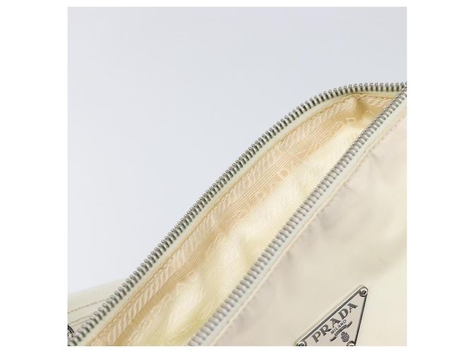 Bolsa de Ombro PRADA Nylon Ivory Silver Auth 204641A Prata Cru - vista 9