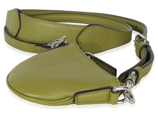 Gucci Mini B Shoulder Pouch in pelle di vitello martellata Olive Green Verde - vista 6
