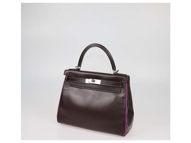 Hermès Borsa Kelly Retourne 28 Hermes Chocolat, Pelle Box Calf Cyclamen, Hardware in Palladio Multicolore - vista 3