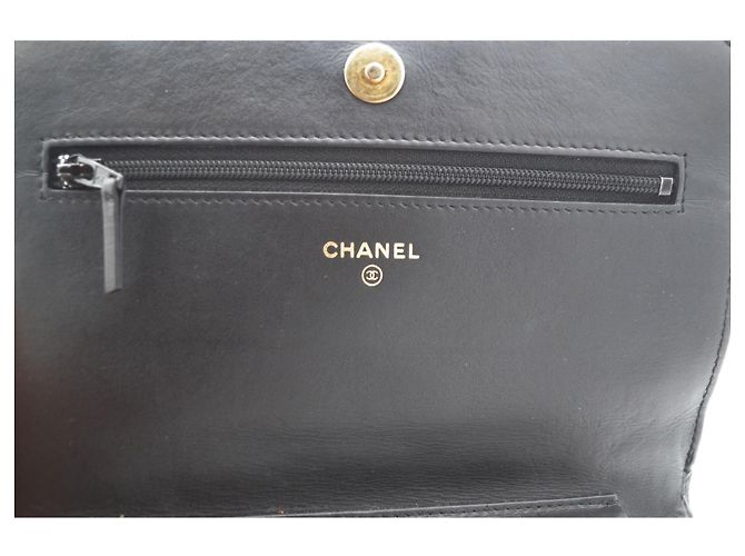 Chanel Boy Wallet on Chain Pelle Caviar Nera Nero - vista 15