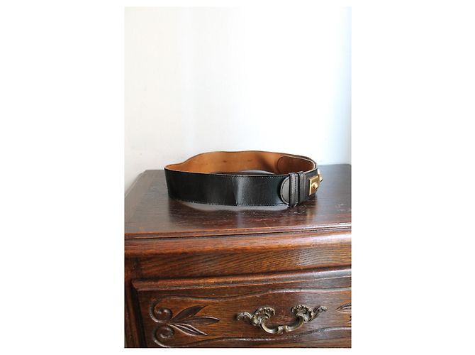 Hermès High-Waist Gürtel aus schwarzem Leder mit Goldknöpfen Golden - Ansicht 3
