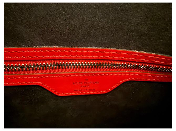 Louis Vuitton x Supreme Keepall Bandoulière 45 Borsa da Viaggio Pelle Epi Rossa Rosso - vista 14
