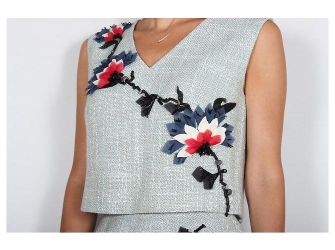 Autre Marque Natasha Glazkova Couture Hellblauer Tweed-Rockanzug Schwarz Weiß Rot - Ansicht 6