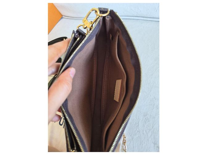 Louis Vuitton Multi Pochette Accessoires Lona Monogram Castaño Monograma - vista 10