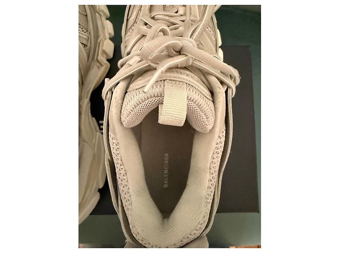 Balenciaga Track Sneaker Beige - Ansicht 13