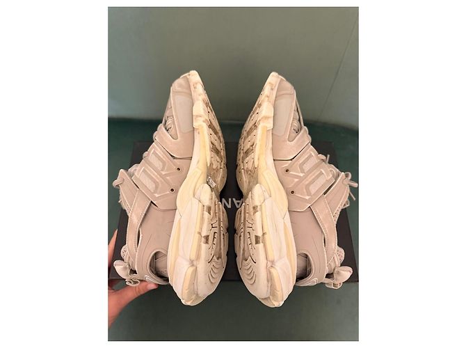 Balenciaga Track Sneaker Beige - Ansicht 14