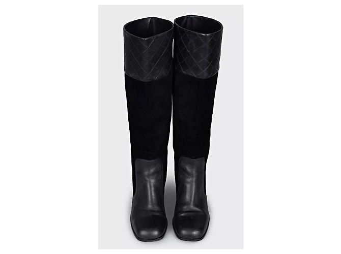 Timeless CHANEL Black Suede & Leather Block Heel Boots EU 37 Pre-owned - view 2