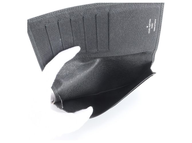 Louis Vuitton Taiga Bi-fold Long Wallet in Ardoise Leather Grey - view 7