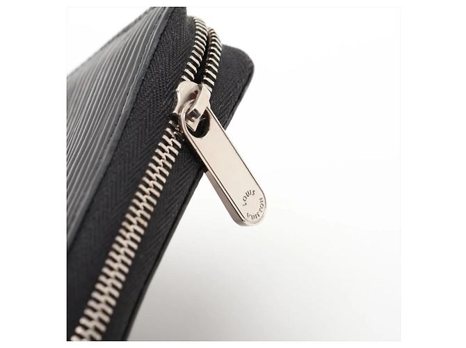 Portamonete Zippy in pelle Epi Louis Vuitton Nero - vista 9