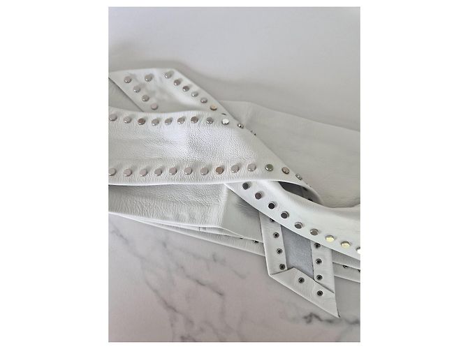 Cinto obi Iro em couro com tachas branco - vista 3