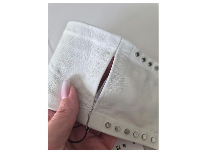 Cinto obi Iro em couro com tachas branco - vista 6