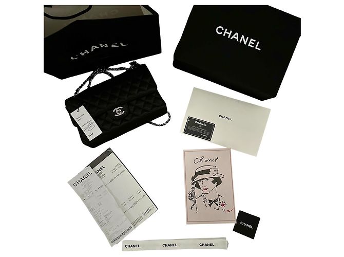 Timeless Chanel Classic Flap Bag Pelle Caviar Nera Nero - vista 11