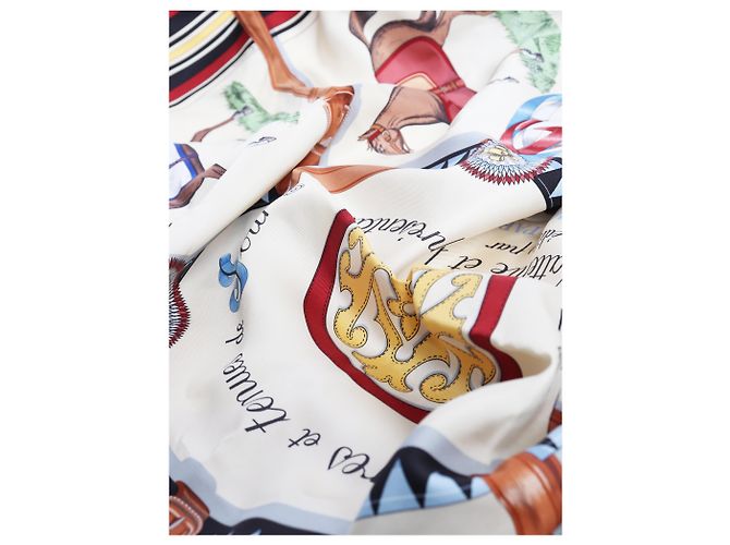 Hermès Foulard in seta multicolore con stampa a cavalli - vista 3