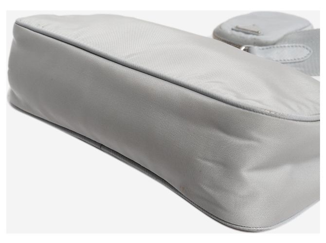 Prada Borsa a tracolla in Re-Nylon grigio - vista 5